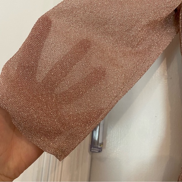 Mac Duggal | Shimmering Metallic Pleated Ballgown In Rose Gold Size 4 NEW #30700 - Picture 8 of 16